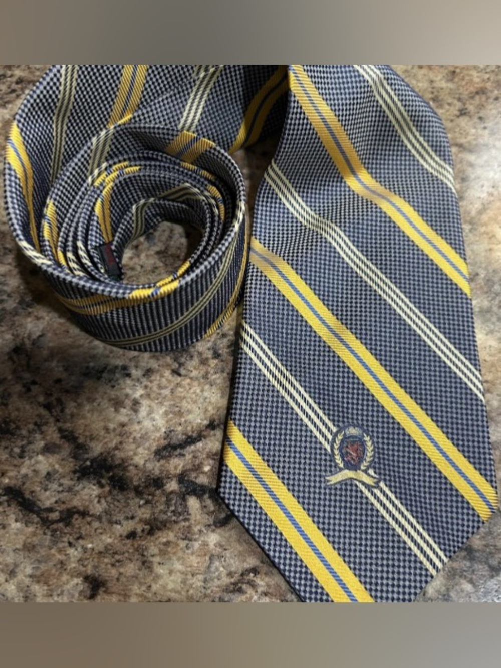 Tommy Hilfiger Mens Silk Tie Embroidered Crest Striped Blue & Yellow